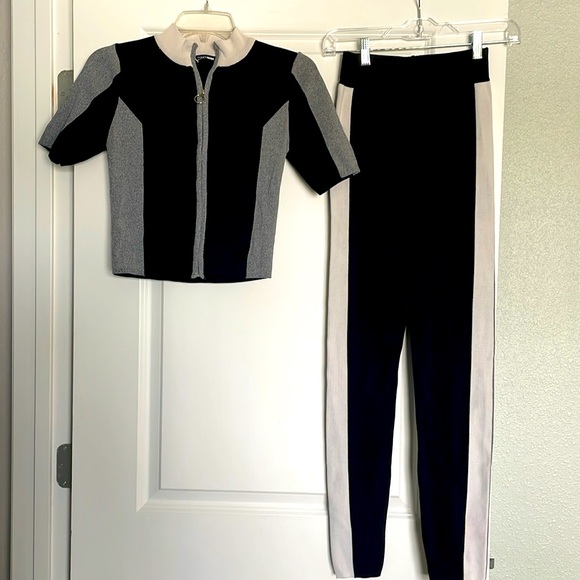 FASHION NOVA Set Size Medium (runs smaller) Excellent Condition NWOT $40 - Picture 1 of 5